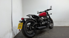 Triumph Bonneville Bobber Black